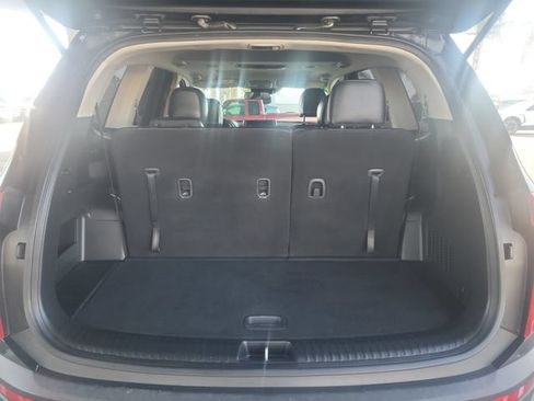 Used 2022 Kia Telluride S FWD image 29