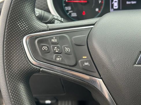 Used 2025 Chevrolet Malibu LT FWD image 18