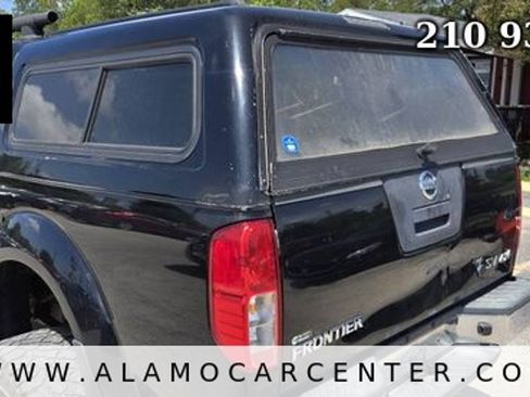 Used 2012 Nissan Frontier SV AWD/4WD image 11