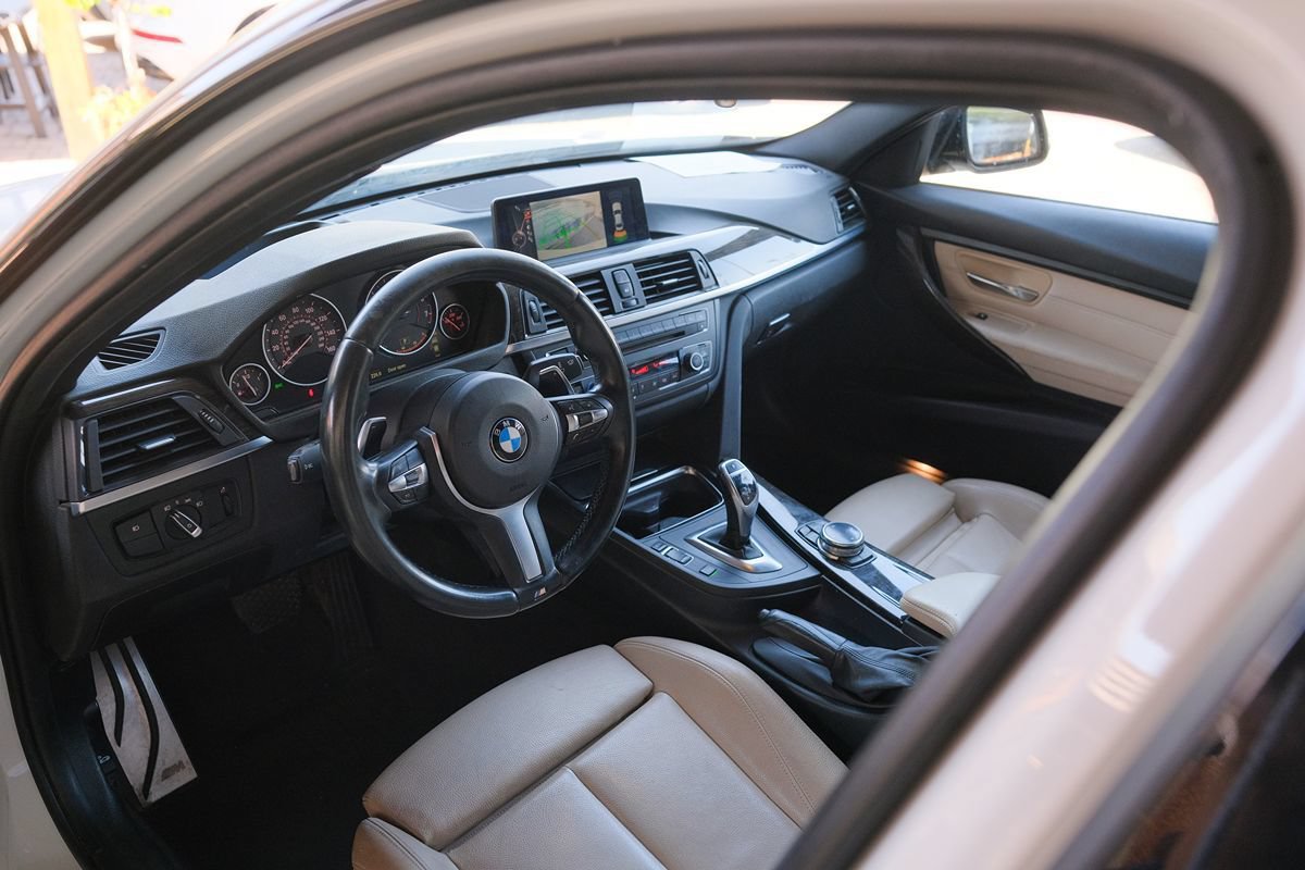 Used 2015 BMW 335i Sedan RWD image 8