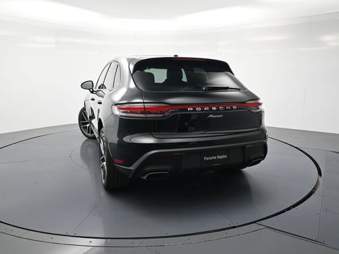 Used 2026 Porsche Macan AWD/4WD image 27