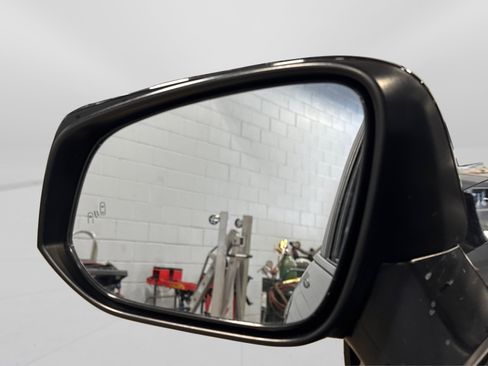 Used 2019 Toyota RAV4 Limited image 14