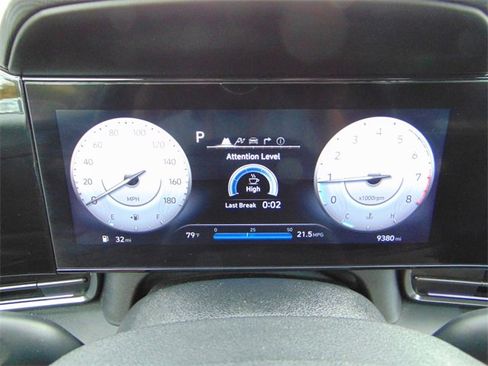 Used 2022 Hyundai Elantra N image 16