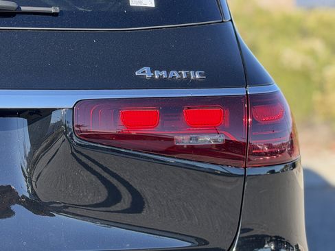 New 2026 Mercedes-Benz GLS 450 4MATIC image 12