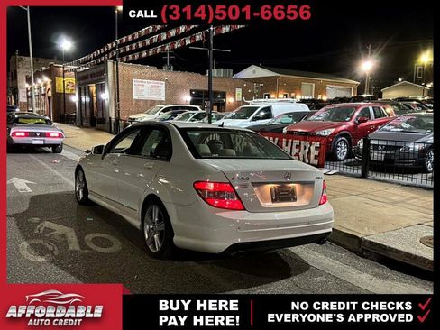 Used 2011 Mercedes-Benz C 300 4MATIC Sedan image 3