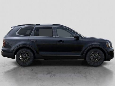 Used 2025 Kia Telluride AWD image 7