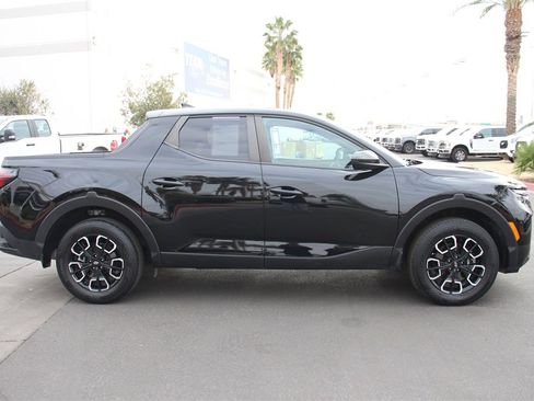 Used 2023 Hyundai Santa Cruz SE w/ Cargo Package image 10