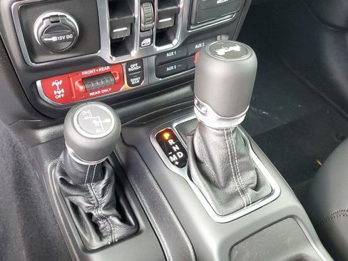 New 2025 Jeep Wrangler Unlimited Rubicon image 27