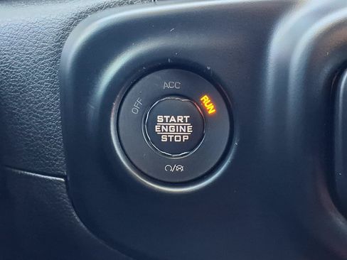 Used 2021 Jeep Wrangler Unlimited Sport w/ Sun And Sound Package AWD/4WD image 13