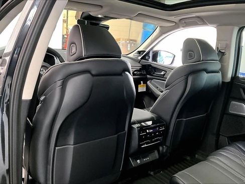 New 2026 Acura MDX SH-AWD w/ Advance Package image 11