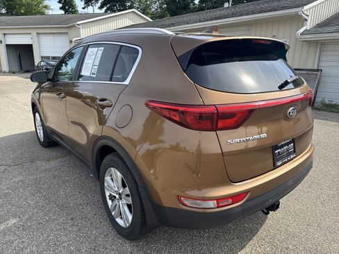 Used 2017 Kia Sportage LX w/ LX Popular Package FWD image 6