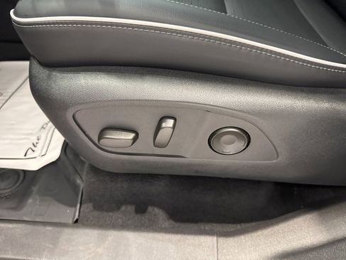 Certified 2025 Buick Enclave Sport Touring w/ Trailering Package, 5000 lbs. image 19