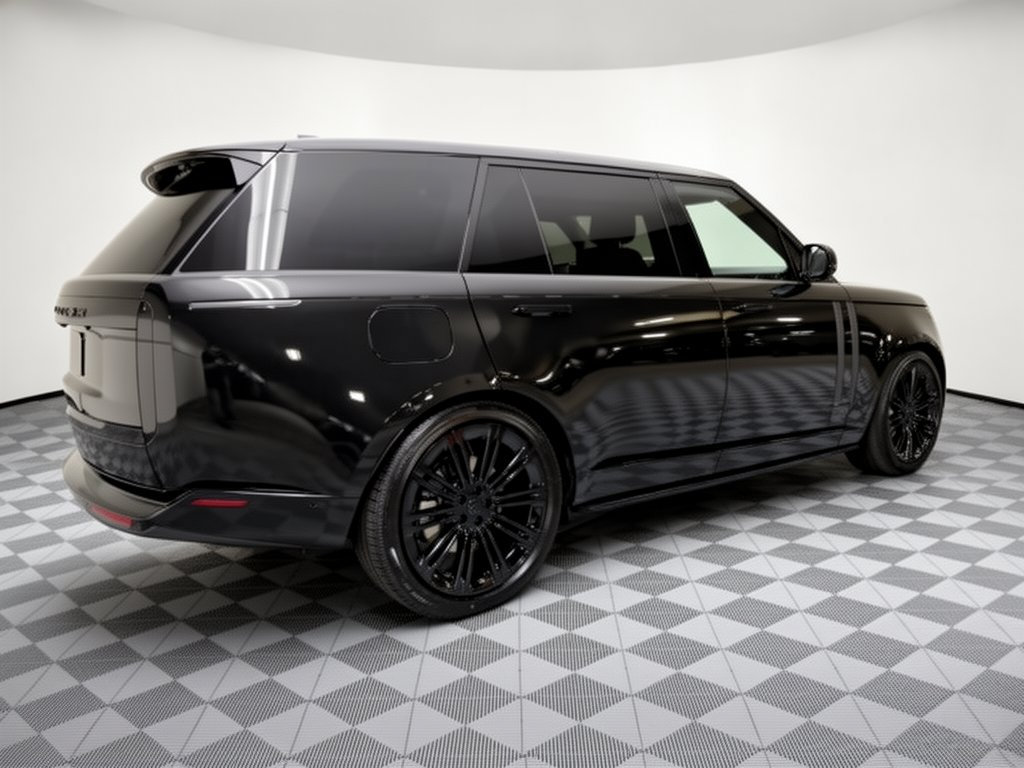 New 2026 Land Rover Range Rover Long Wheelbase SE AWD/4WD image 9