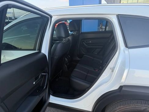 Used 2025 MAZDA CX-50 AWD 2.5 S w/ Weather Package image 13