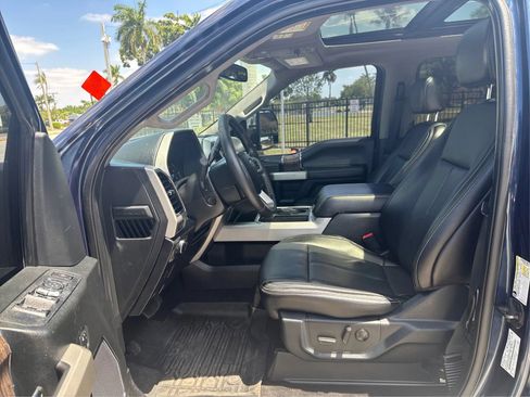 Used 2019 Ford F450 Lariat w/ Lariat Ultimate Package AWD/4WD image 9