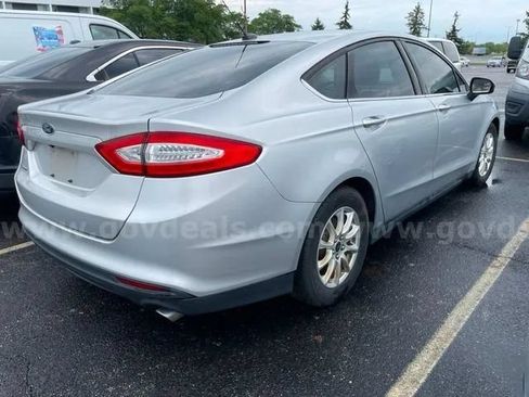 Used 2016 Ford Fusion S FWD image 5