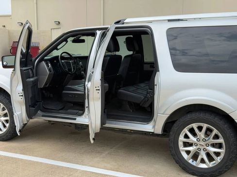 Used 2017 Ford Expedition EL Limited w/ Equipment Group 301A RWD image 9