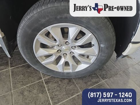 Used 2022 Chevrolet Silverado 1500 Custom RWD image 4