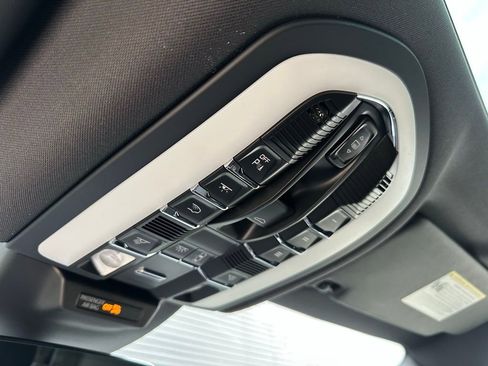 Used 2026 Porsche Macan S image 22