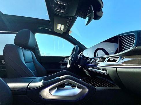 Certified 2026 Mercedes-Benz GLS 450 4MATIC image 11