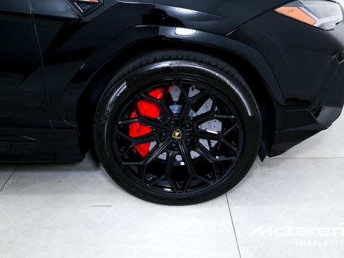 Used 2023 Lamborghini Urus S AWD/4WD image 38