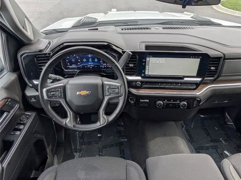Used 2024 Chevrolet Silverado 2500 LT image 16
