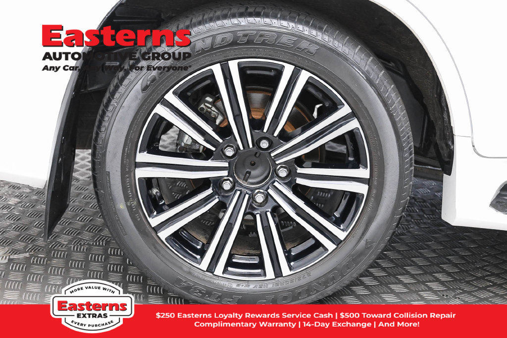 Used 2021 Lexus LX 570 4WD w/ Luxury Package image 39