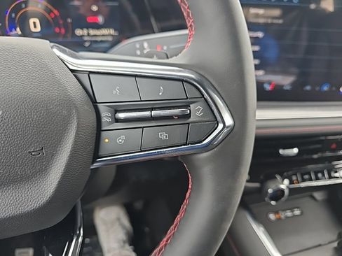 Used 2026 Chevrolet Suburban RST w/ Comfort Package image 14