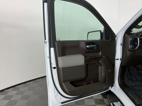 Used 2021 GMC Sierra 1500 SLT image 13