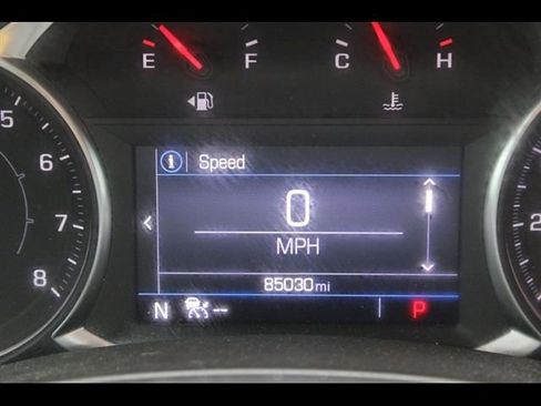 Used 2022 GMC Terrain SLE w/ Driver Convenience Package FWD image 32