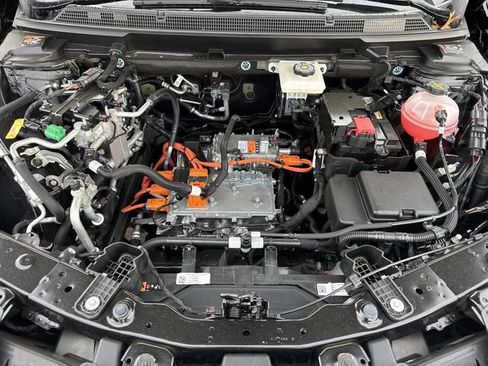 Used 2026 Cadillac Optiq Sport 2 RWD image 8