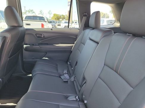 Used 2022 Honda Passport TrailSport image 13