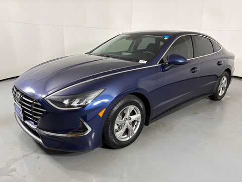 Used 2021 Hyundai Sonata SE w/ Preferred Accessory Package image 5
