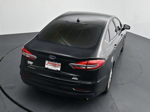 Used 2020 Ford Fusion SE FWD image 28