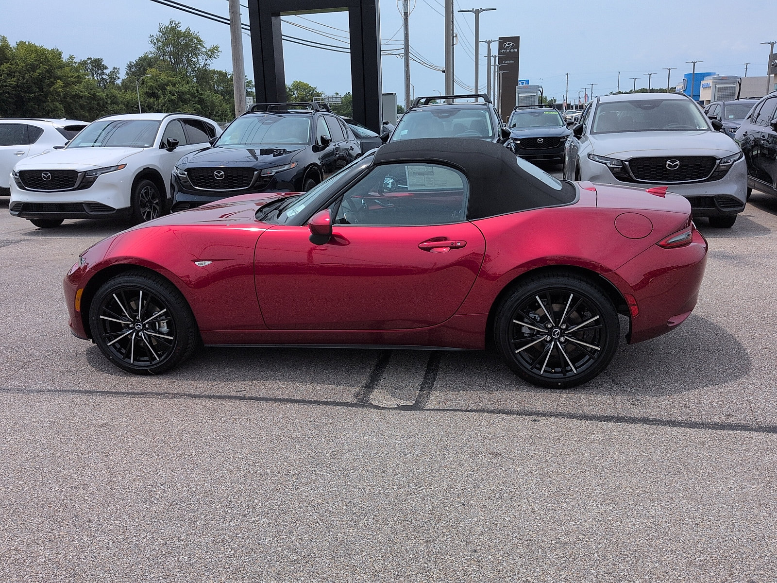 New 2026 MAZDA MX-5 Miata Grand Touring w/ Weather Package RWD image 4