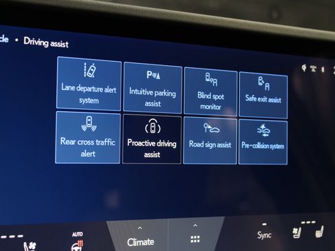 Used 2025 Lexus GX 550 w/ Accessory Package (32) AWD/4WD image 61
