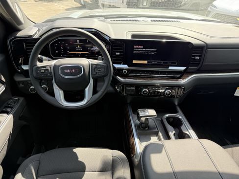 New 2026 GMC Sierra 1500 Elevation image 11