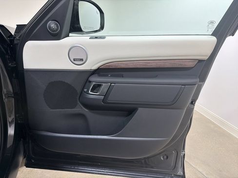 New 2026 Land Rover Discovery Dynamic SE AWD/4WD image 23