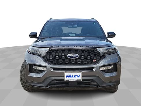 Used 2024 Ford Explorer ST w/ Equipment Group 401A AWD/4WD image 3