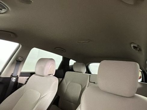 Used 2016 Hyundai Santa Fe Sport FWD image 13