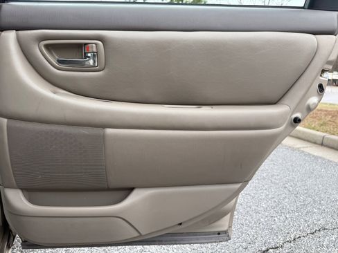 Used 2000 Toyota Avalon XL image 44