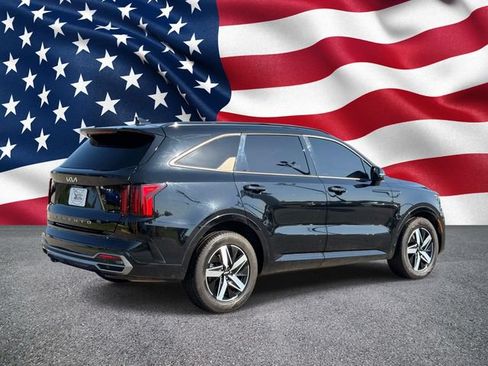 Used 2022 Kia Sorento S FWD image 6