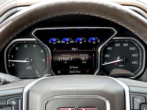 Used 2021 GMC Yukon SLT w/ SLT Premium Package RWD image 28