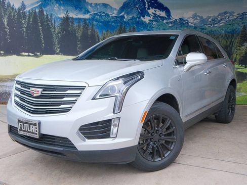 Used 2019 Cadillac XT5 FWD image 1