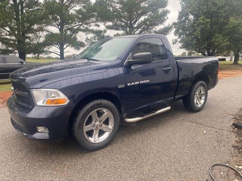 Used 2012 RAM 1500 Express image 1