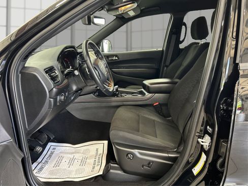 Used 2025 Dodge Durango GT AWD/4WD image 9