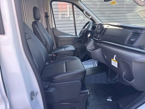 New 2025 Ford Transit 250 148 Medium Roof image 36