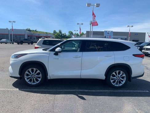 Used 2020 Toyota Highlander Limited AWD/4WD image 5