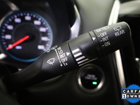 Used 2021 Chevrolet Traverse LT FWD image 31