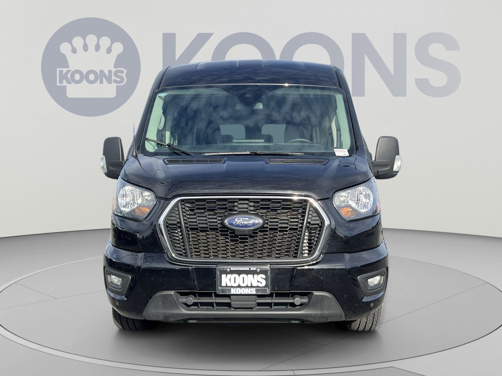 Used 2024 Ford Transit 350 XLT RWD image 11